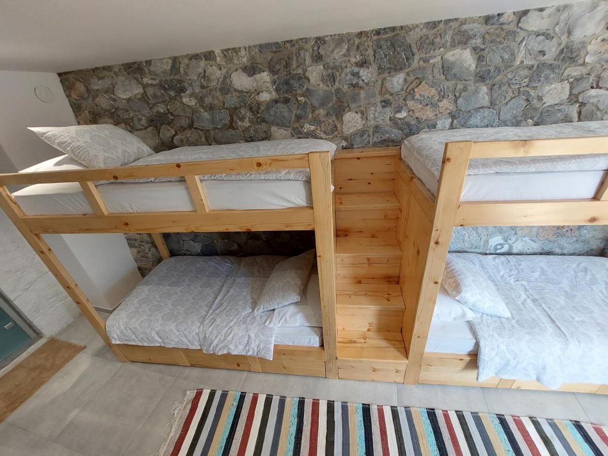 Vila Rira - Rrajce, Shebenik Perrenjas Buitenkant foto