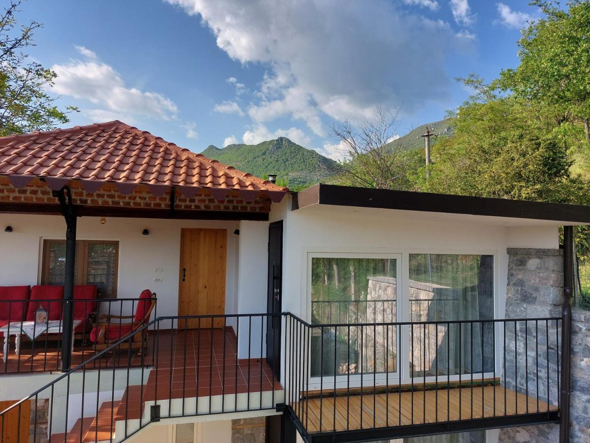 Vila Rira - Rrajce, Shebenik Perrenjas Buitenkant foto