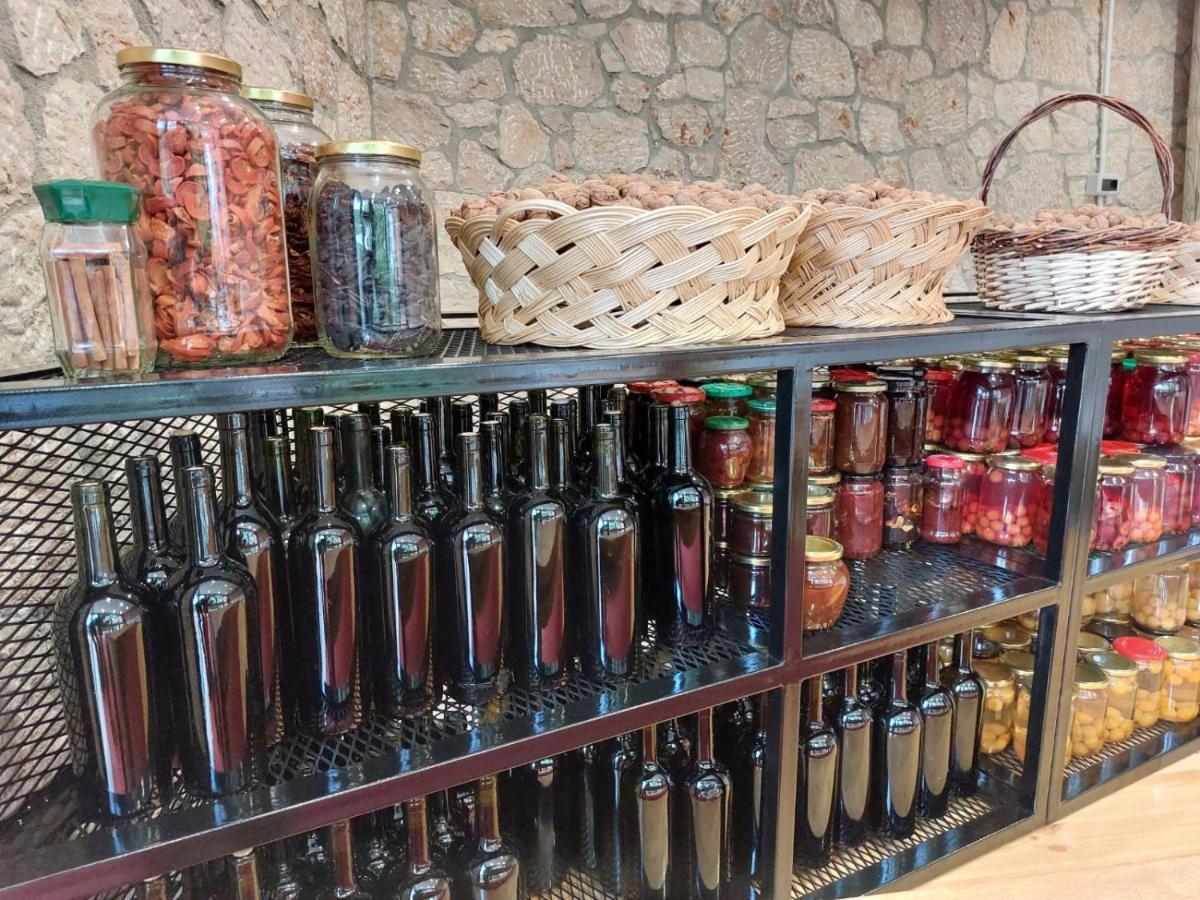 Vila Rira - Rrajce, Shebenik Perrenjas Buitenkant foto